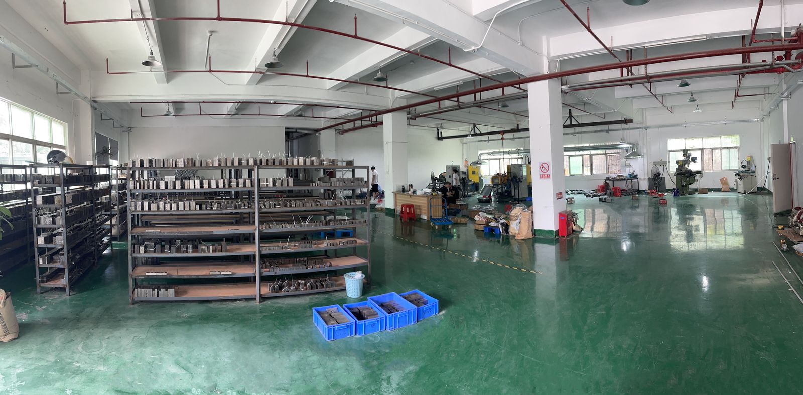 Mold storage